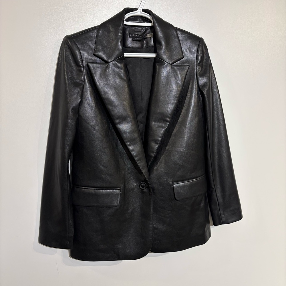 Alice + Olivia Denny Vegan Blazer black notch collar - Picture 4 of 16